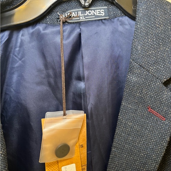 Classic Navy Blazer by Paul jones - Picture 3 of 7